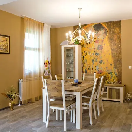 Zaara Village Villa *